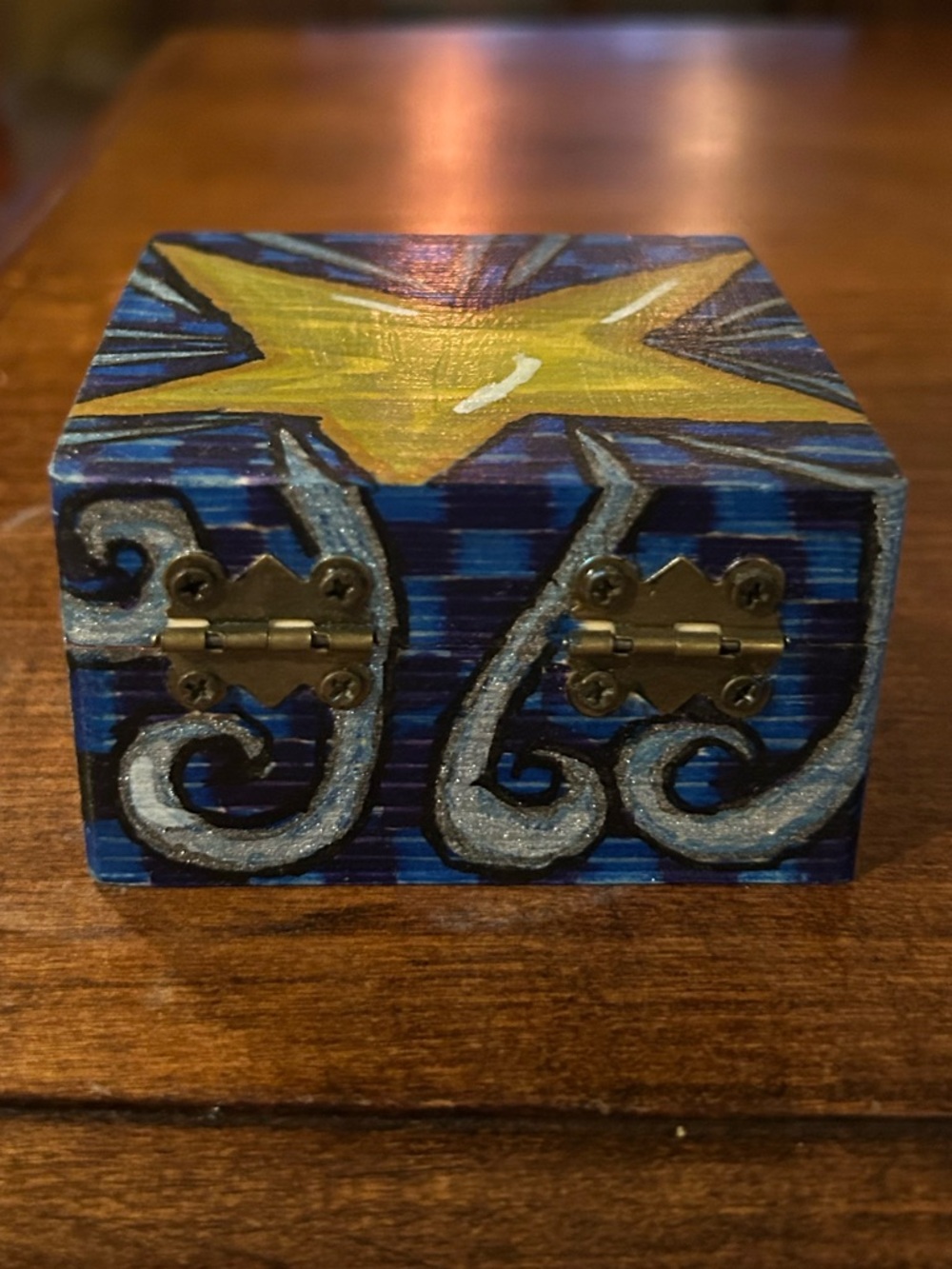 Hand-Painted Yellow Star Art Wooden Box - Picture 4 of 6